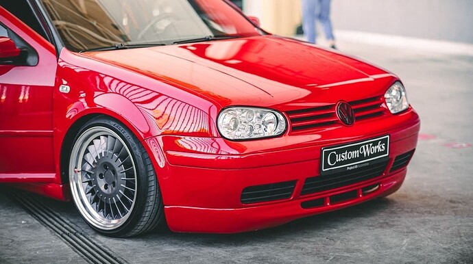 CHOOSE MATERIALS FOR THE WAY THE CAR IS USED